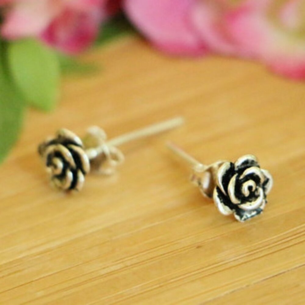 925 Sterling Silver Flower 7 mm Stud Earrings - Picture 7 of 7